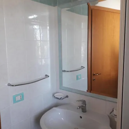 Dei Pini Apart-hotel 3*