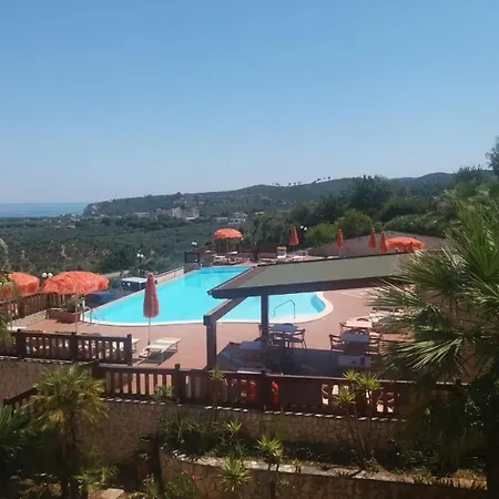 Aparthotel Dei Pini 4*