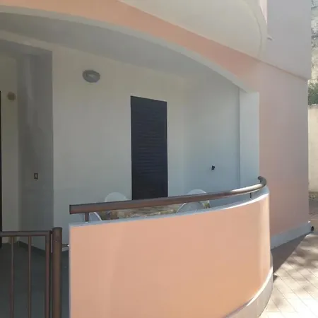Dei Pini Lejlighedshotel 3*